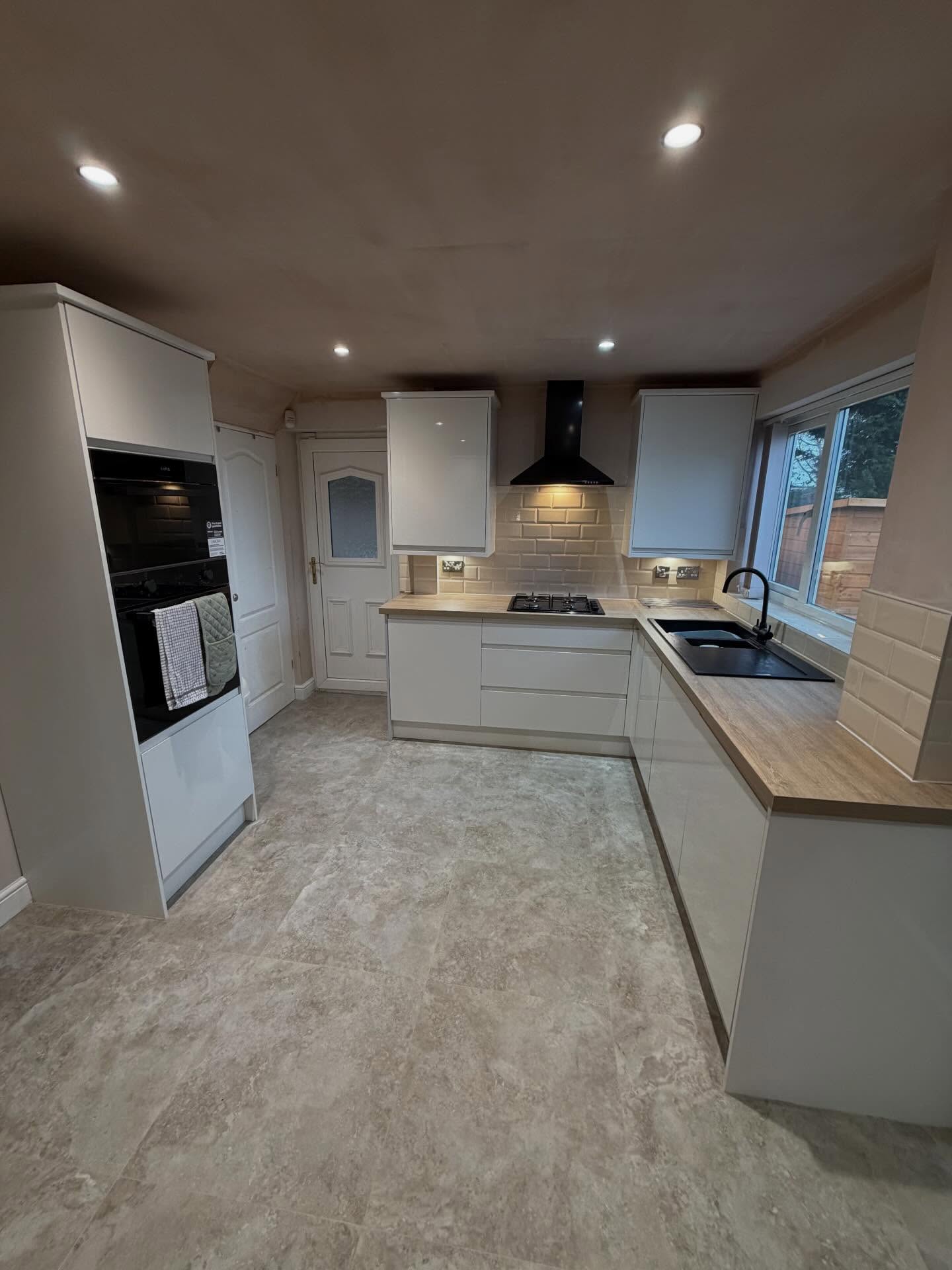 Kitchen-Installation-Crookes